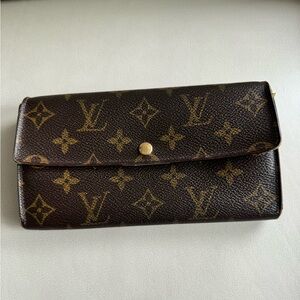 Louis Vuitton, Sarah wallet